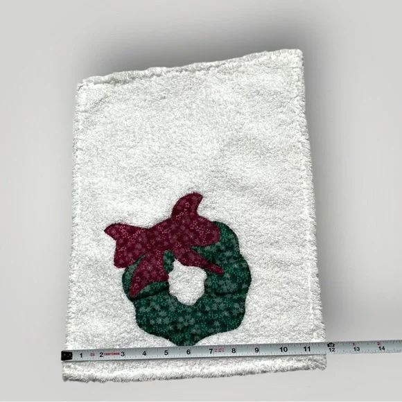Lot/3 𝑯𝒂𝒏𝒅𝒎𝒂𝒅𝒆 Holiday Christmas Hand Towels 🎁 - Picture 5 of 16